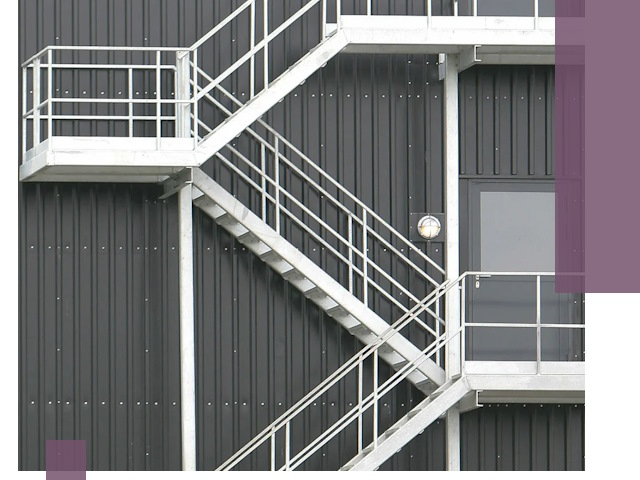 Изготовление и монтаж пожарных лестниц в Новоалтайске быстро и надежно