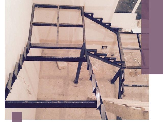 Монтаж лестниц на металлокаркасе в Новоалтайске быстро и качественно