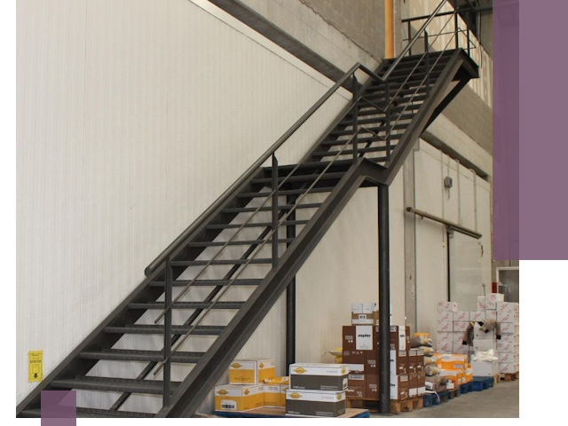 Лестницы для производства в Новоалтайске — изготовление и монтаж