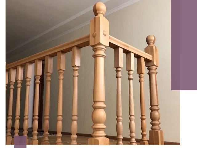 Деревянные перила на заказ в Новоалтайске: монтаж и изготовление