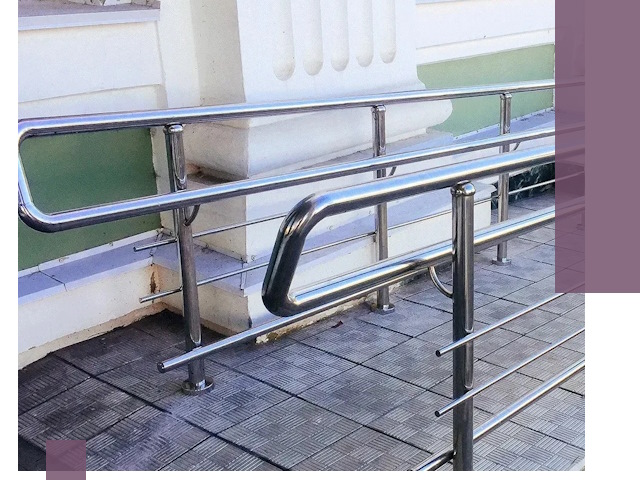 Ограждения пандусов из металла и нержавейки в Новоалтайске