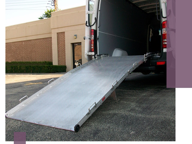 Мобильные пандусы в Новоалтайске — производство, монтаж и аренда