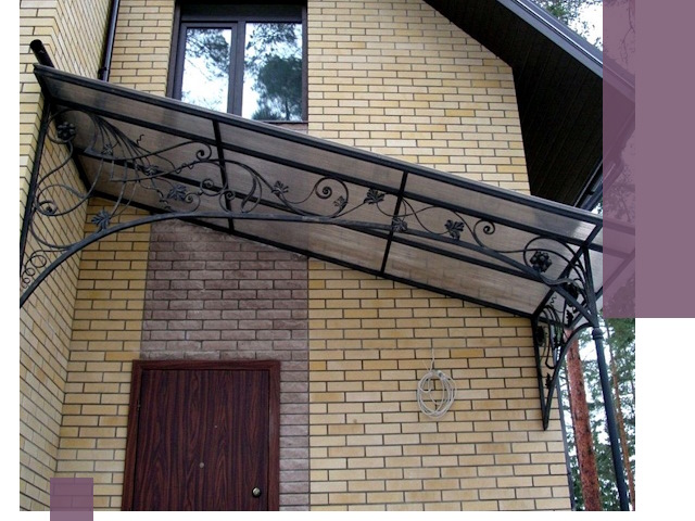 Односкатные козырьки из металла под ключ в Новоалтайске