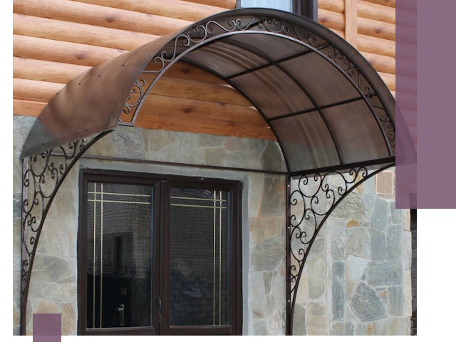 Арочные козырьки под ключ в Новоалтайске: изготовление и монтаж