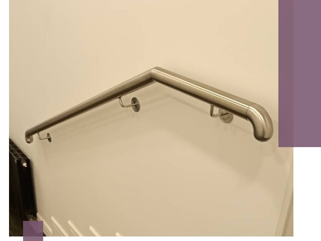 Изготовление пристенных поручней в Новоалтайске под ключ за сроки